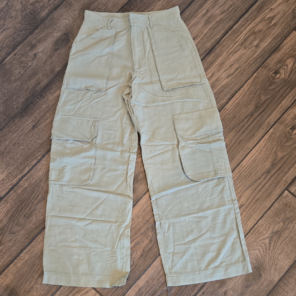 Wide Leg Cargo Pants in Green